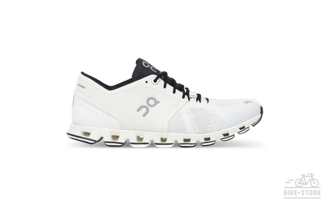 Кроссовки ON Cloud X White / Black